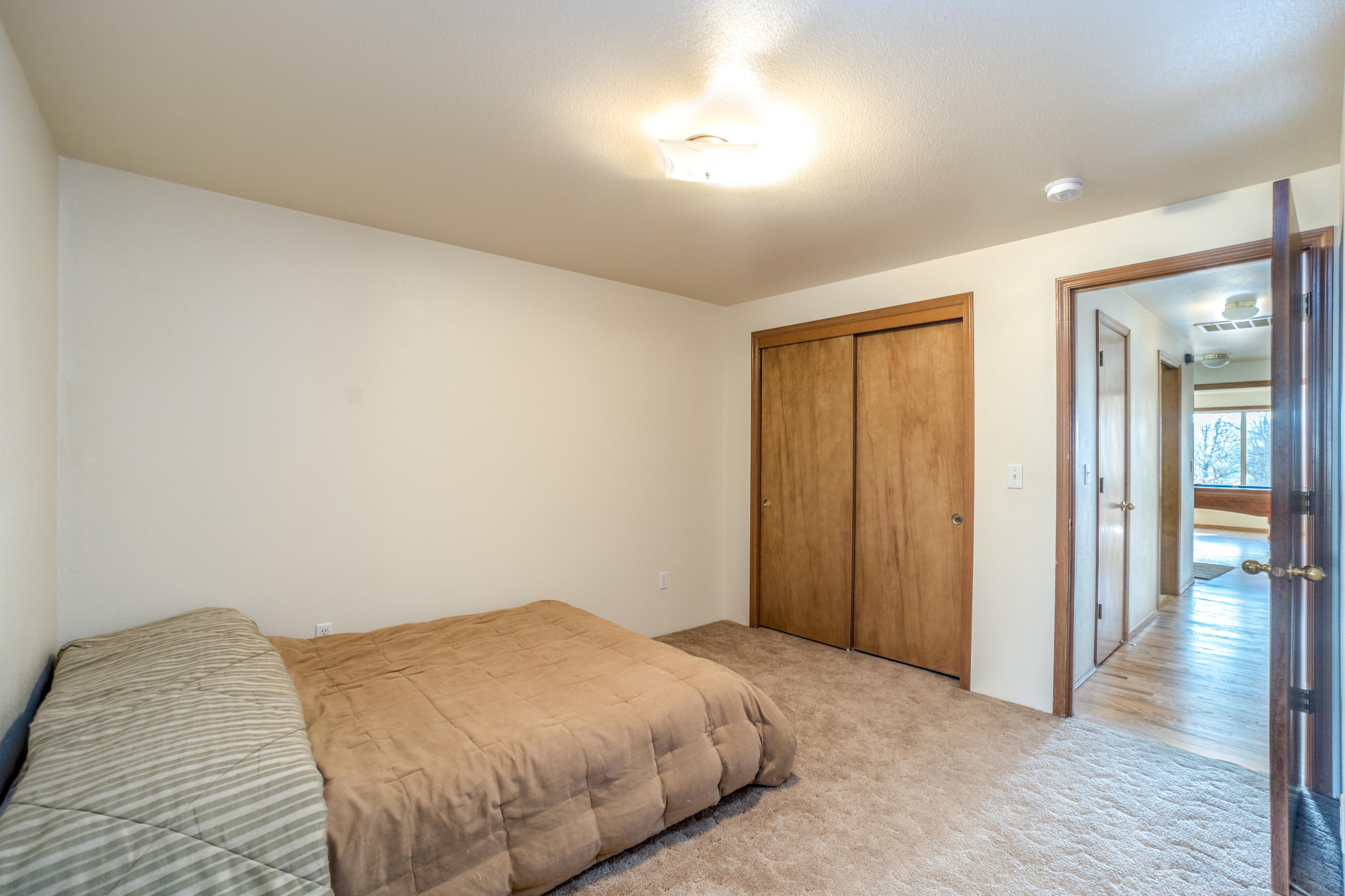 12497 Duggan Road White City, OR 97503 - Photo 11 of 17 079A2678-Edit