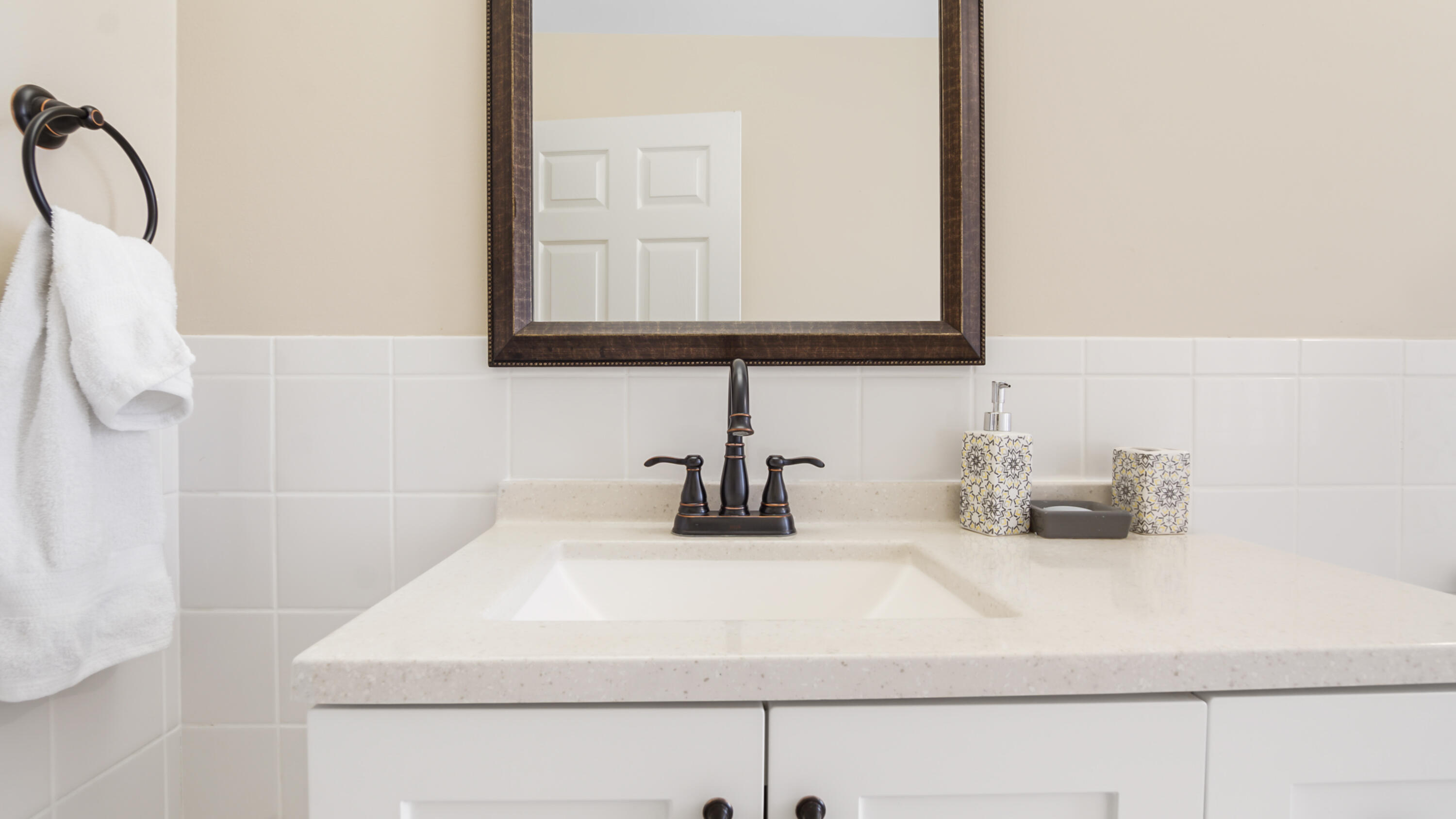 1701 Sutherland Road Lynn Haven, FL 32444 - Photo 33 of 48 DSC03678