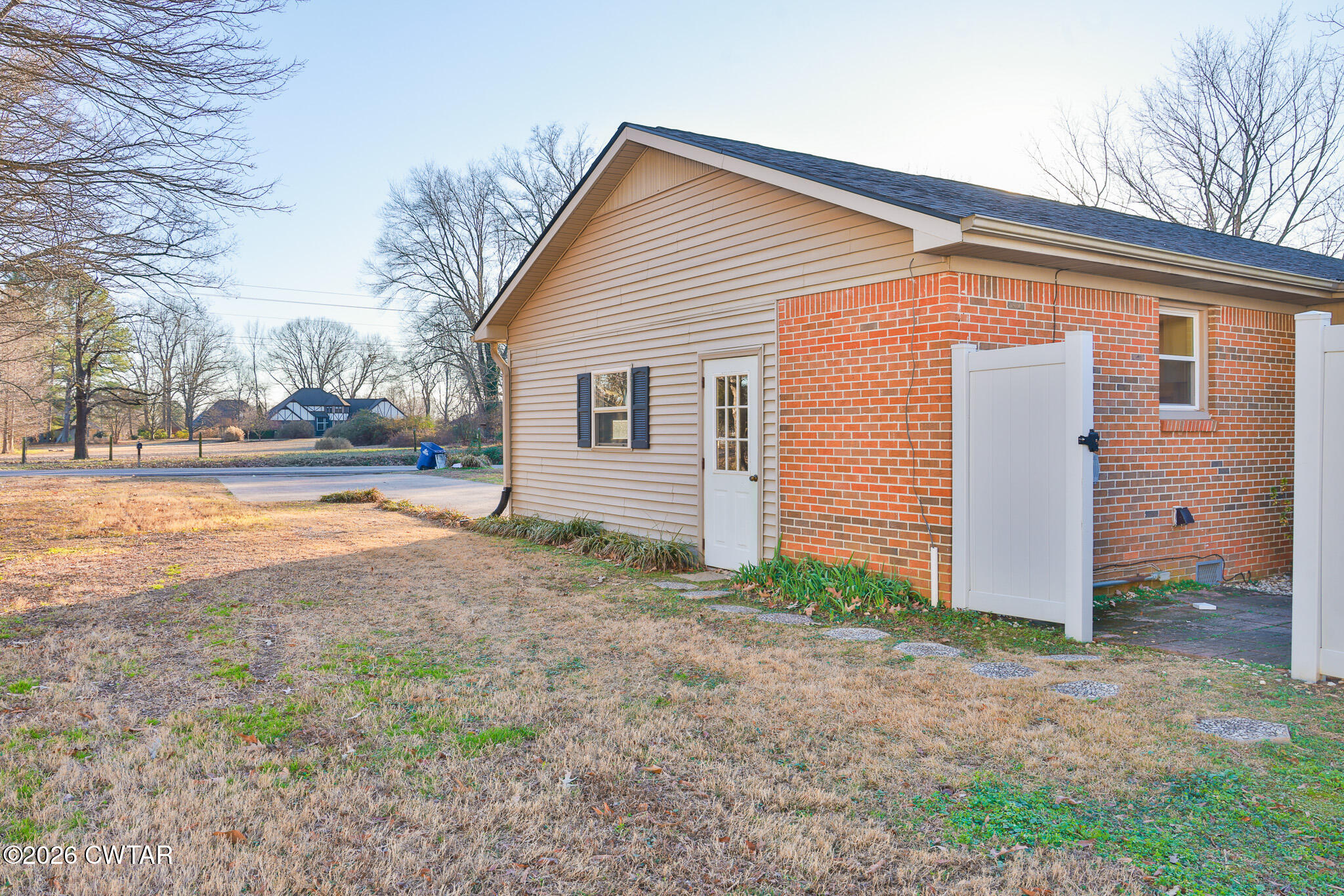 128 Baker Road Martin, TN 38237 - Photo 27 of 35 FT8A9039