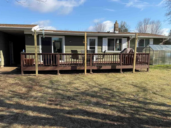 $269,900 | 921 Schabow Street, Gresham, WI 54128