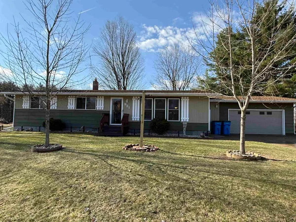 $269,900 | 921 Schabow Street, Gresham, WI 54128