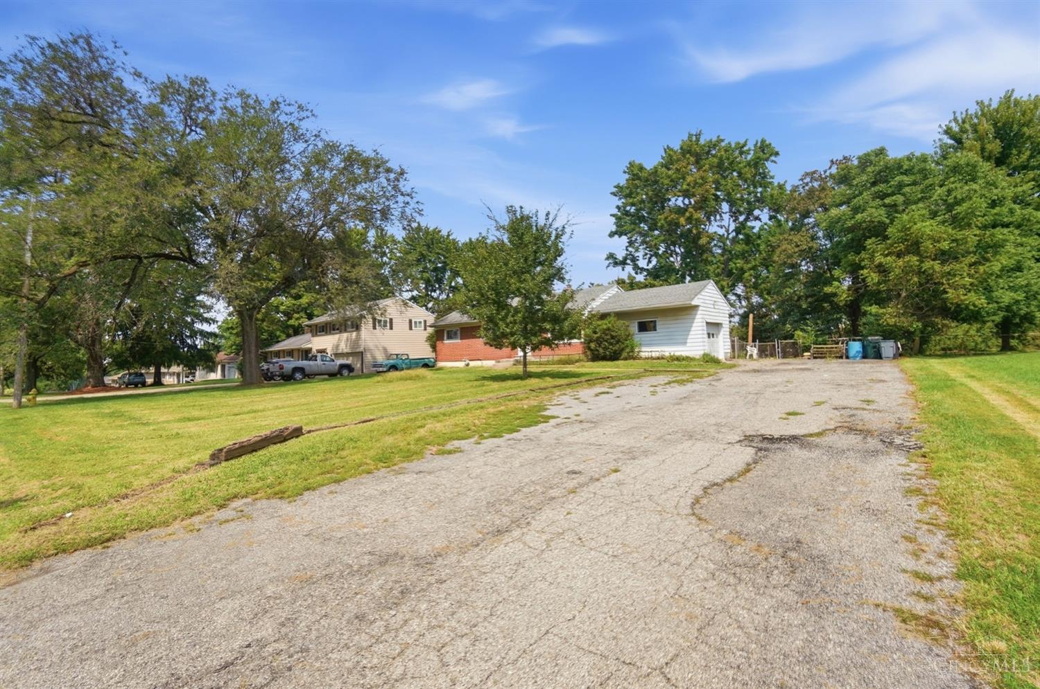 6292 Fields Ertel Road Sharonville, OH 45241 - Photo 6 of 39 Gallery Image 6