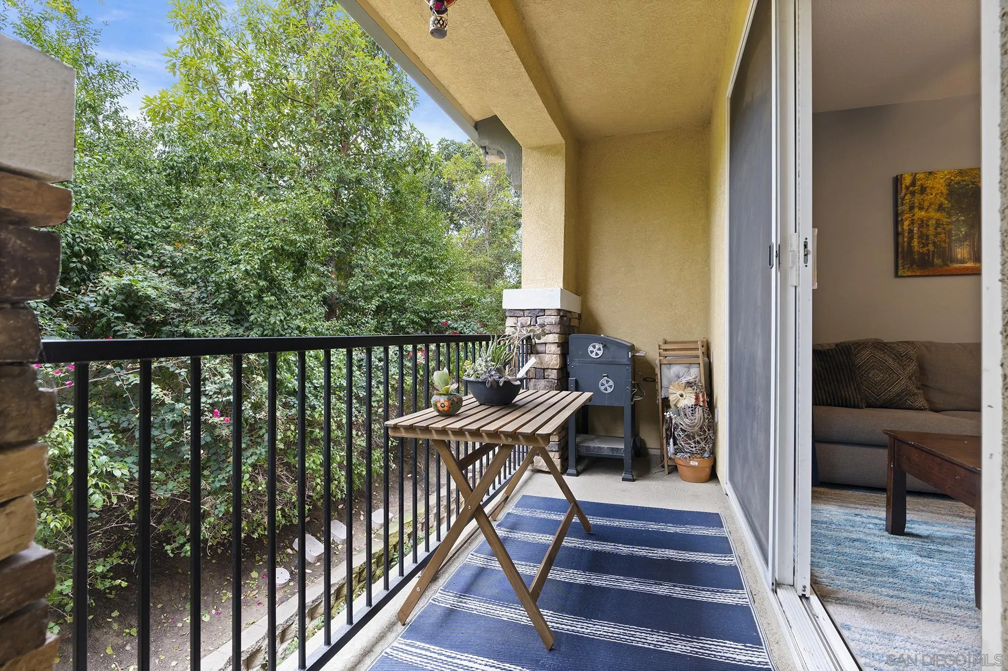 156 Via Montisi Santee, CA 92071 - Photo 14 of 25 a balcony with view of outdoor space