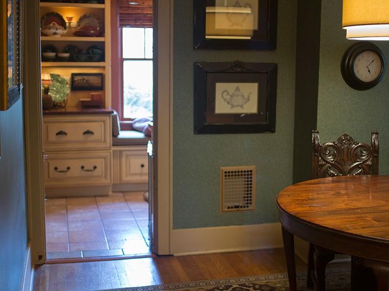 4562 Peoples Road Pittsburgh, PA 15237 - Photo 15 of 25 OFF OF THE KITCHEN IS THE BREAKFAST ROOM