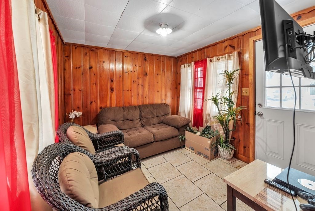 1342 Bay Street Springfield, MA 01109 - Photo 34 of 42 Gallery Image 34