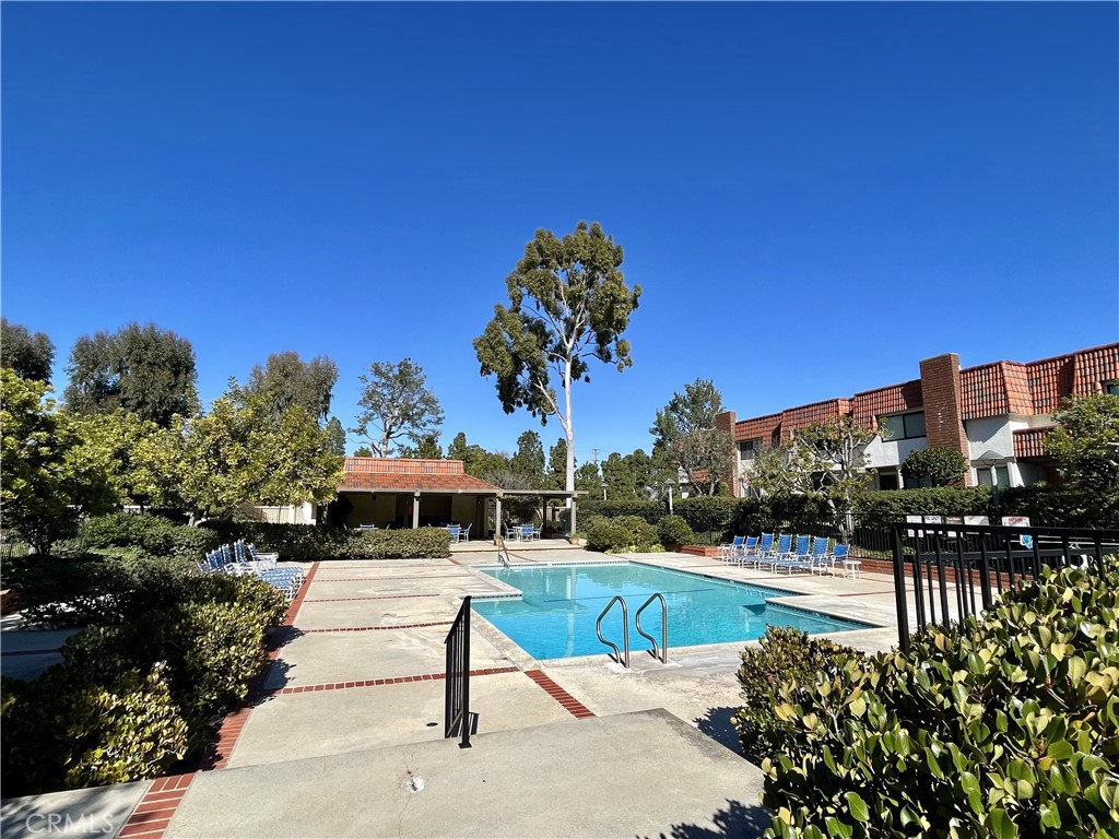 27935 Ridgebluff Court Rancho Palos Verdes, CA 90275 - Photo 32 of 35