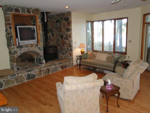 12058 South Piney Point Road Bishopville, MD 21813 - Photo 30 of 46 Gallery Image 30