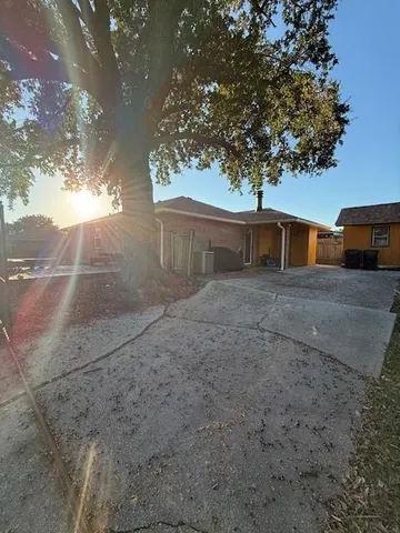 $1,850 | 7901 Windward Court, New Orleans, LA 70128