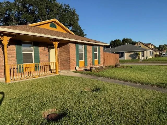 $1,850 | 7901 Windward Court, New Orleans, LA 70128