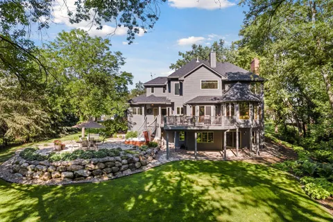 $1,249,000 | 18105 35th Avenue North, Plymouth, MN 55447