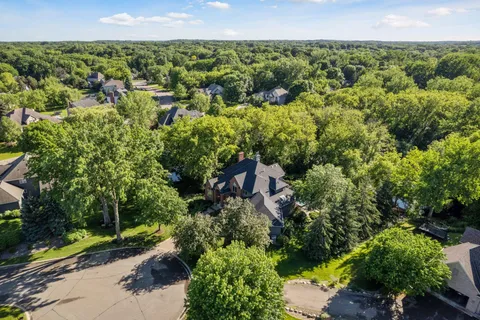 $1,249,000 | 18105 35th Avenue North, Plymouth, MN 55447