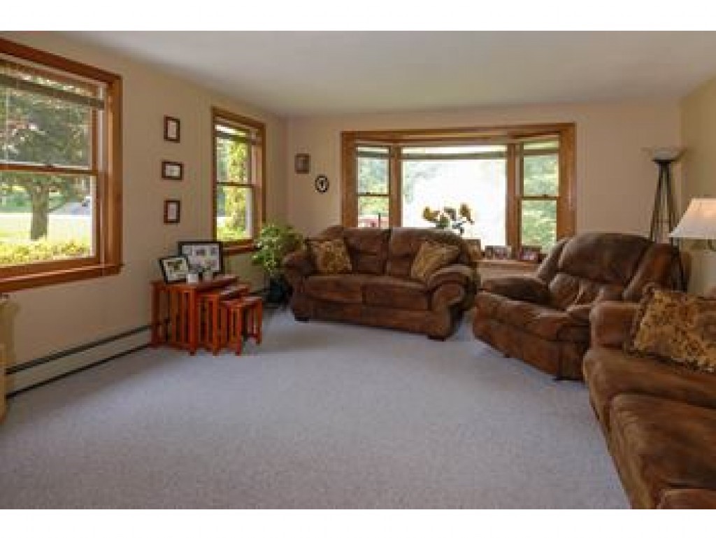 16 Dumbarton Oaks Road Stratham, NH 03885 - Photo 18 of 28