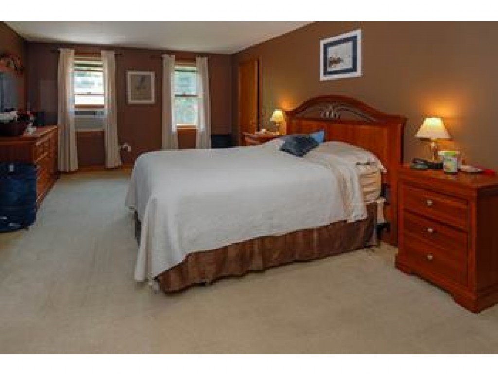 16 Dumbarton Oaks Road Stratham, NH 03885 - Photo 20 of 28