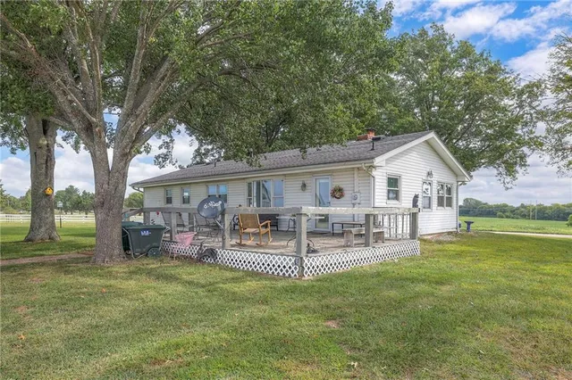 $1,499,000 | 23478 Switzer Road, Bucyrus, KS 66013