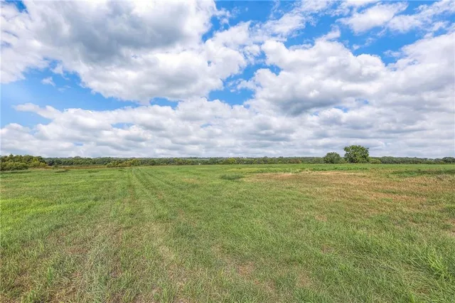 $1,499,000 | 23478 Switzer Road, Bucyrus, KS 66013