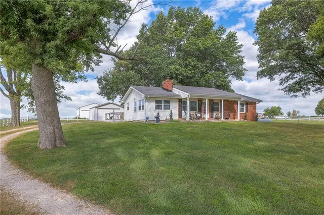 $1,499,000 | 23478 Switzer Road, Bucyrus, KS 66013
