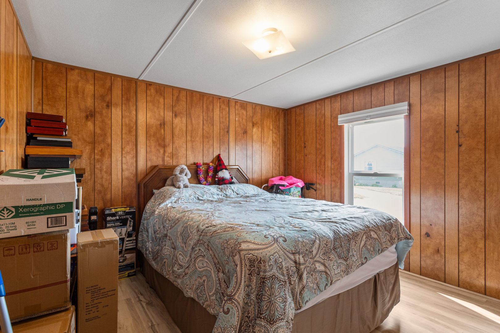 628 Williamson Street Mahomet, IL 61853 - Photo 28 of 36 a bed sitting in a room next to a window