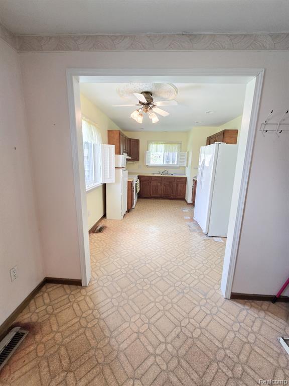 12929 Matthews Street Carleton, MI 48117 - Photo 18 of 64