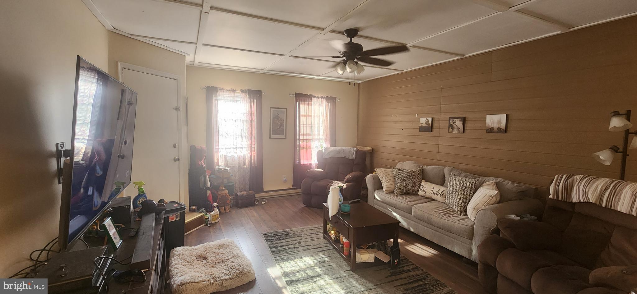 911 Cedar Avenue Croydon, PA 19021 - Photo 5 of 15