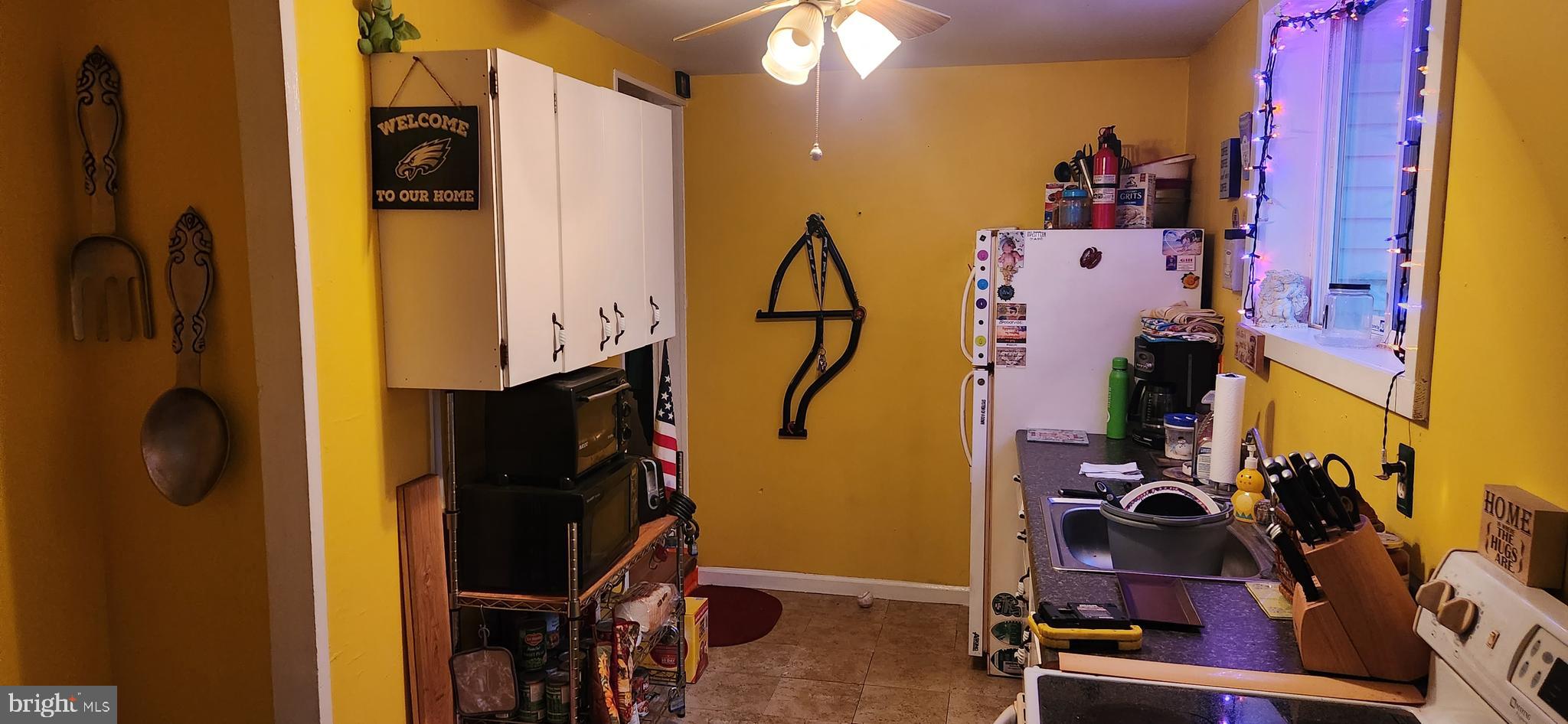 911 Cedar Avenue Croydon, PA 19021 - Photo 7 of 15