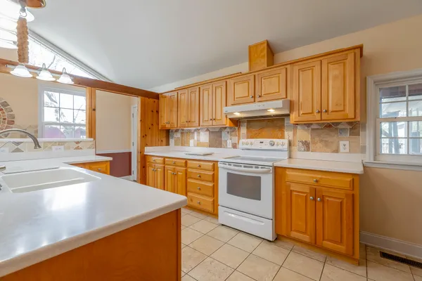 $825,000 | 607 Carolina Avenue, Signal Mountain, TN 37377