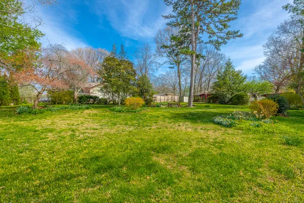 $825,000 | 607 Carolina Avenue, Signal Mountain, TN 37377