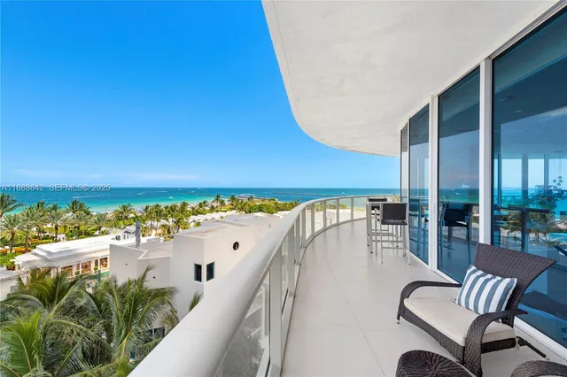 a view of balcony with city view