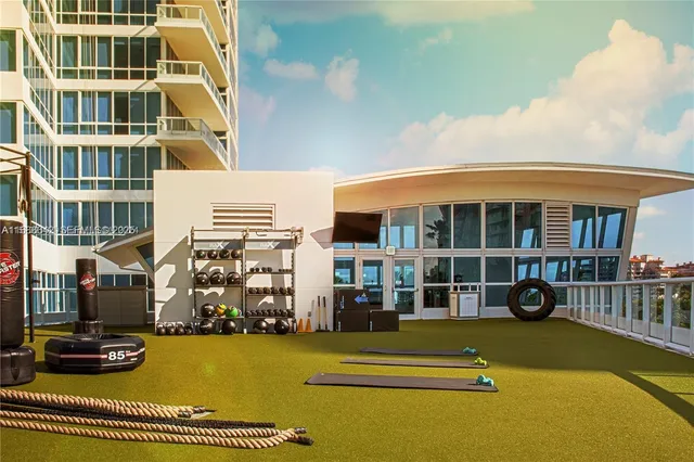 $12,900,000 | 100 South Pointe Drive, Unit 706, Miami Beach, FL 33139