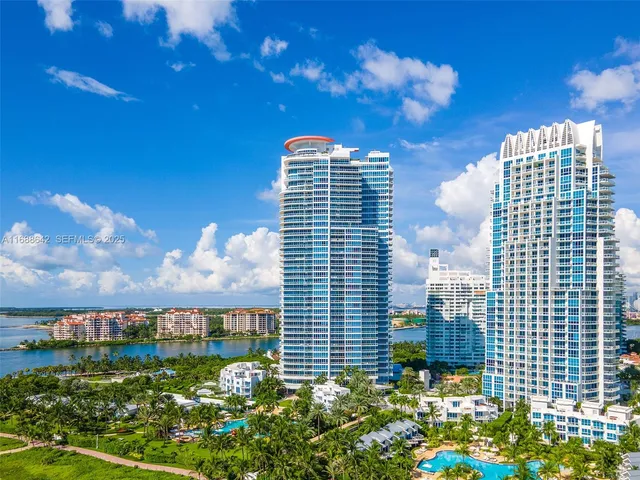 $12,900,000 | 100 South Pointe Drive, Unit 706, Miami Beach, FL 33139