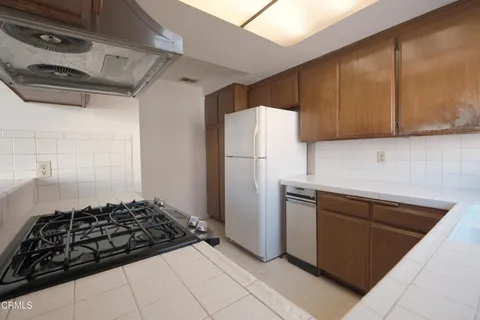 $650,000 | 919 West San Marino Avenue, Unit D, Alhambra, CA 91801