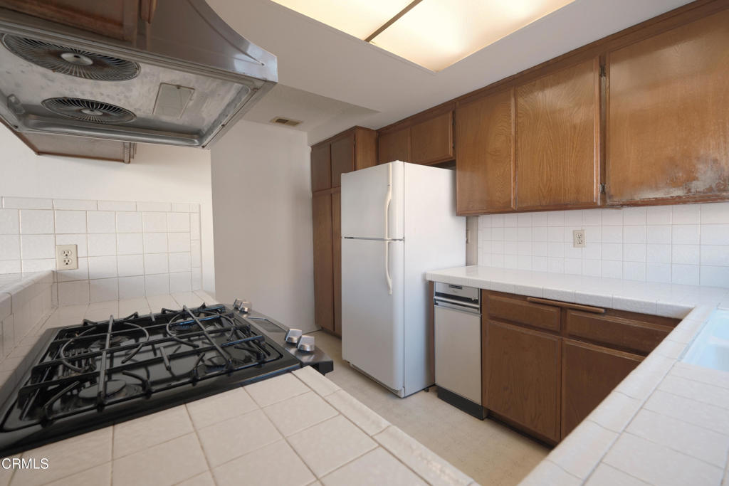 919 West San Marino Avenue, Unit D Alhambra, CA 91801 - Photo 10 of 23 DSCF0631