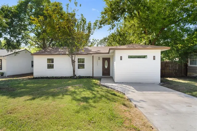 $267,999 | 1604 Arbor Lane, Arlington, TX 76010