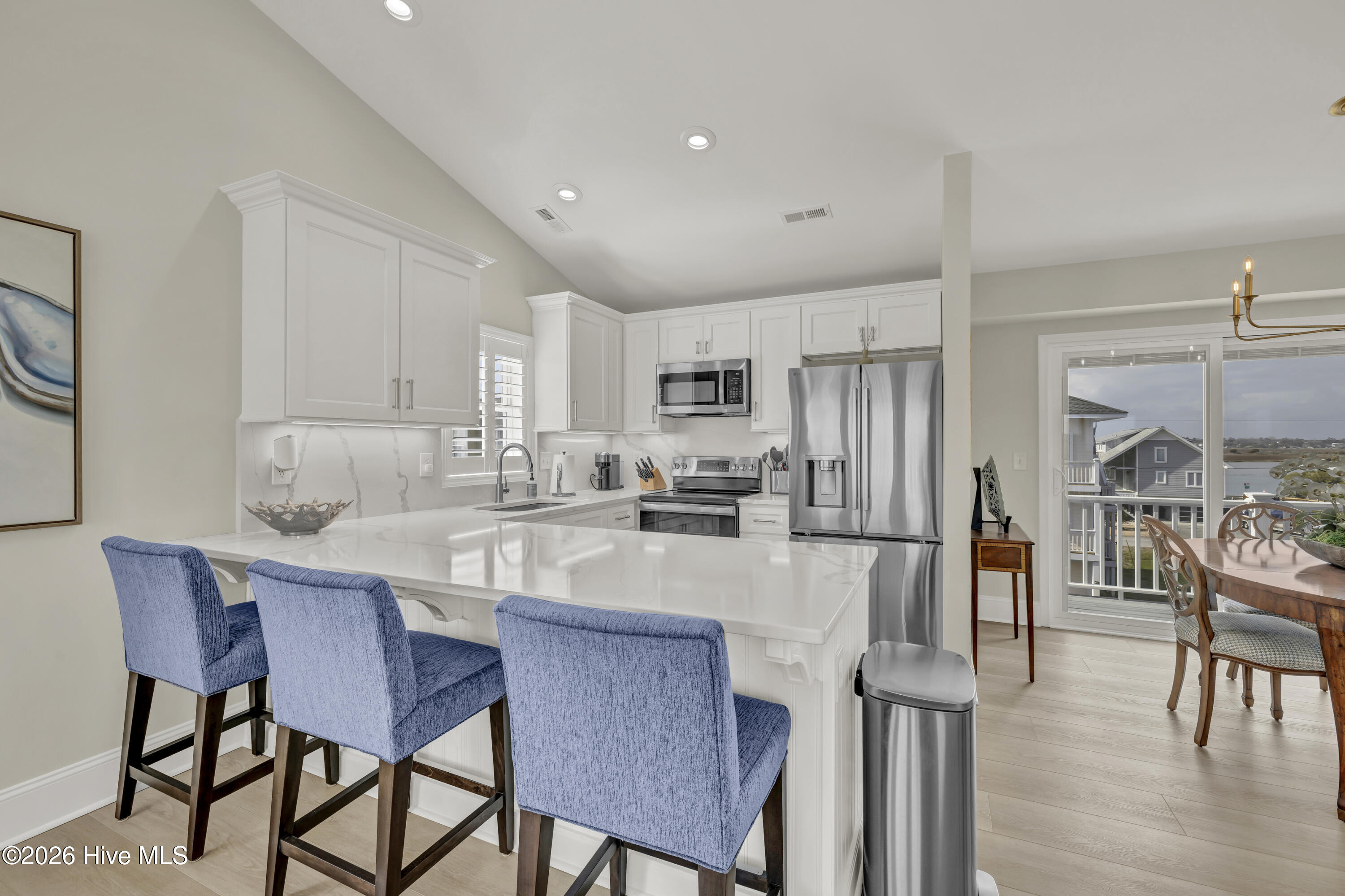 2106 Inlet Avenue Topsail Beach, NC 28445 - Photo 11 of 49 6Q7A1828