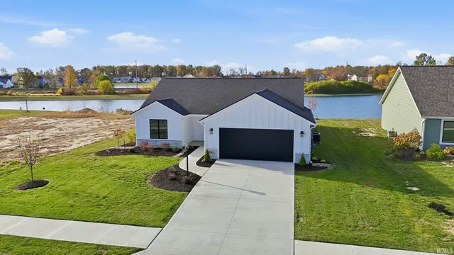 $368,900 | 1092 Zenos Boulevard, Fort Wayne, IN 46818
