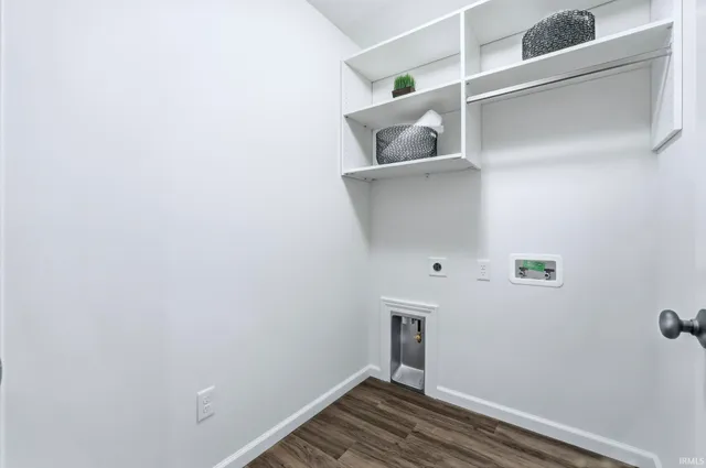 $368,900 | 1092 Zenos Boulevard, Fort Wayne, IN 46818