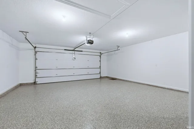 $368,900 | 1092 Zenos Boulevard, Fort Wayne, IN 46818