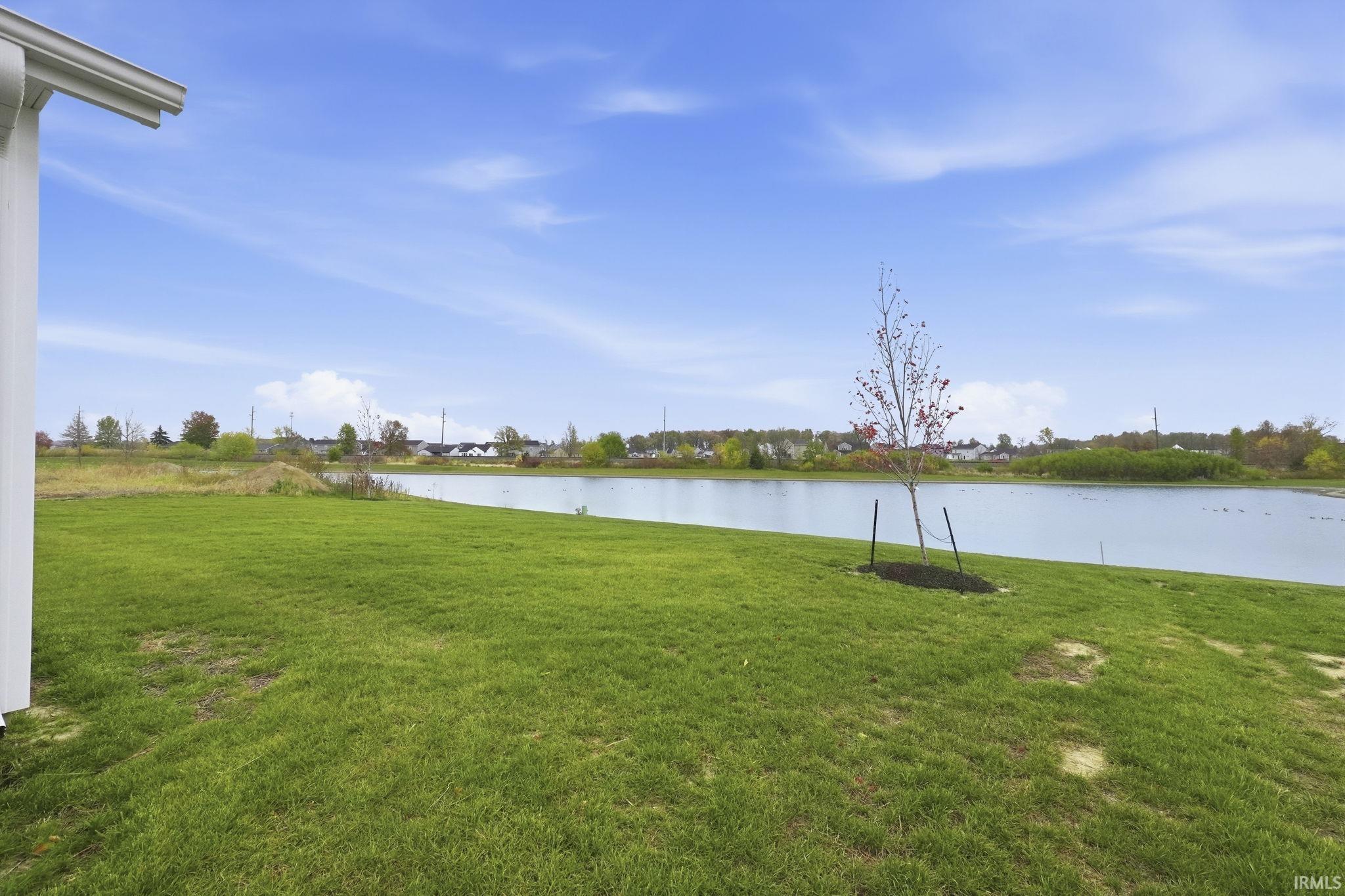 1092 Zenos Boulevard Fort Wayne, IN 46818 - Photo 4 of 36