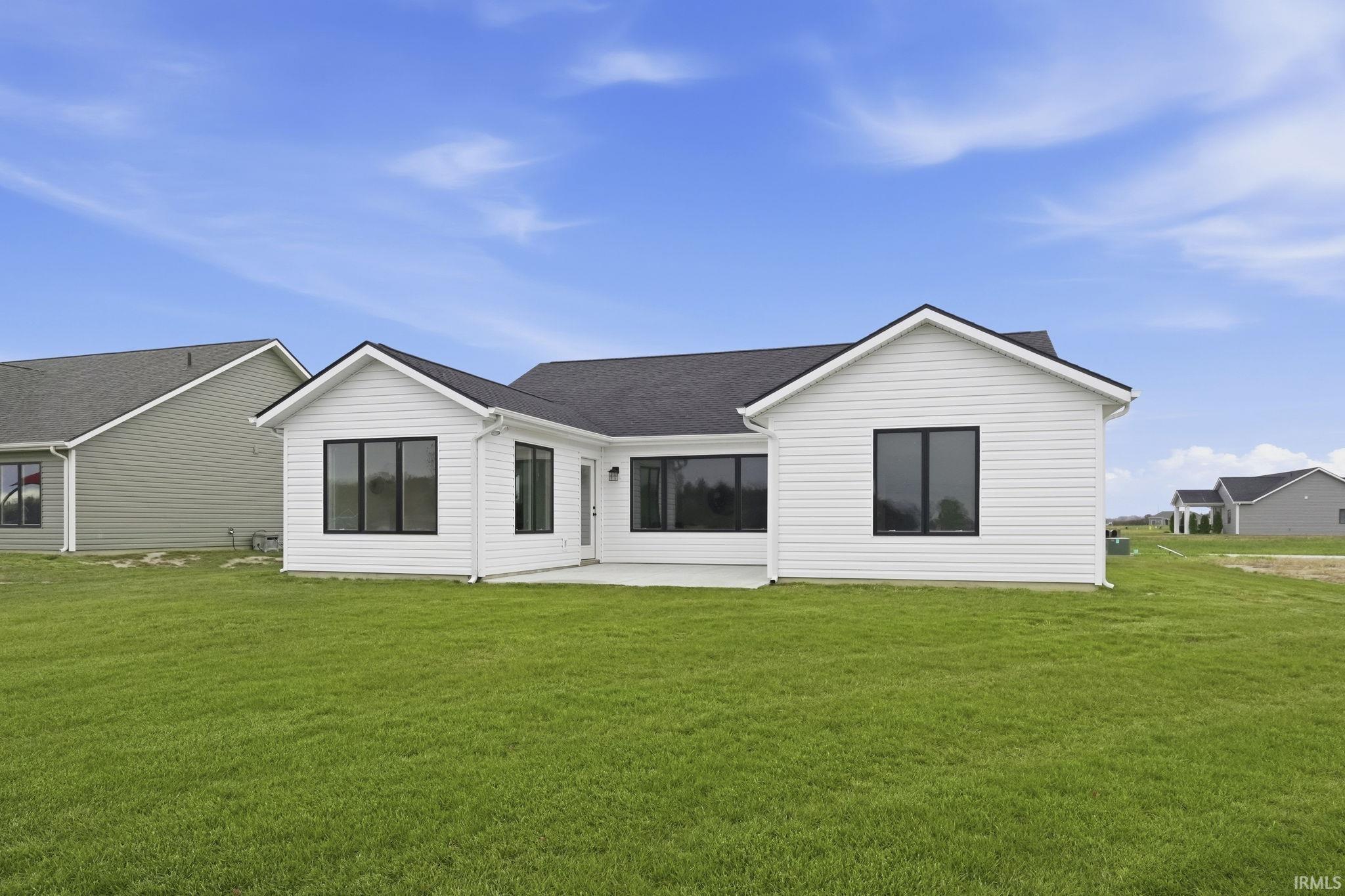 1092 Zenos Boulevard Fort Wayne, IN 46818 - Photo 7 of 36