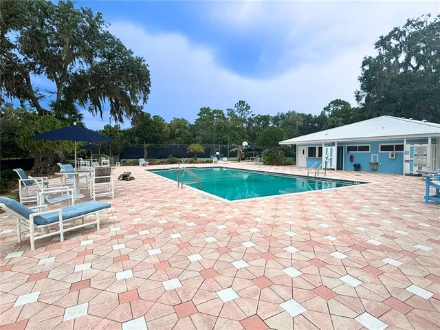 $390,000 | 19569 Southwest 77th Place, Dunnellon, FL 34432