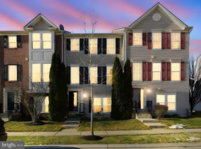 $2,550 | 886 Lowe Road, Middle River, MD 21220