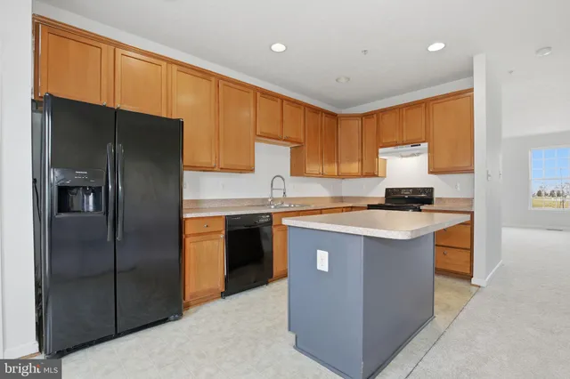 $2,550 | 886 Lowe Road, Middle River, MD 21220