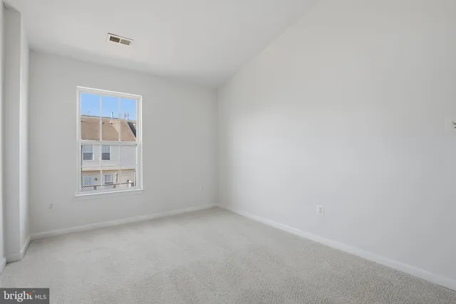 $2,550 | 886 Lowe Road, Middle River, MD 21220