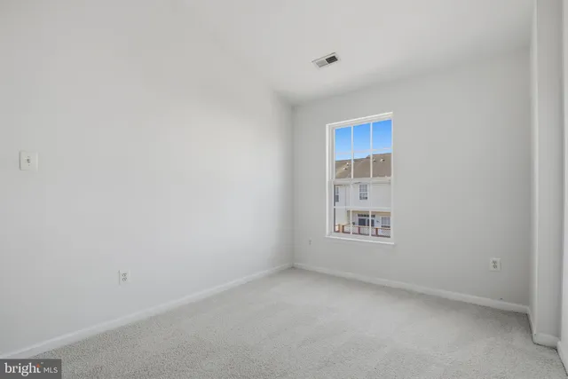 $2,550 | 886 Lowe Road, Middle River, MD 21220