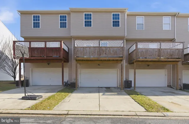 $2,550 | 886 Lowe Road, Middle River, MD 21220