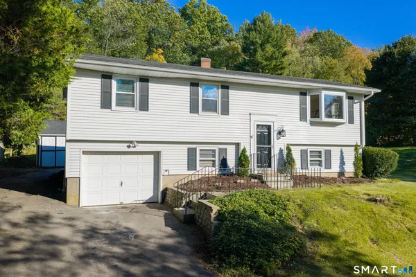 $489,900 | 65 Wheeler Hill Drive, Durham, CT 06422