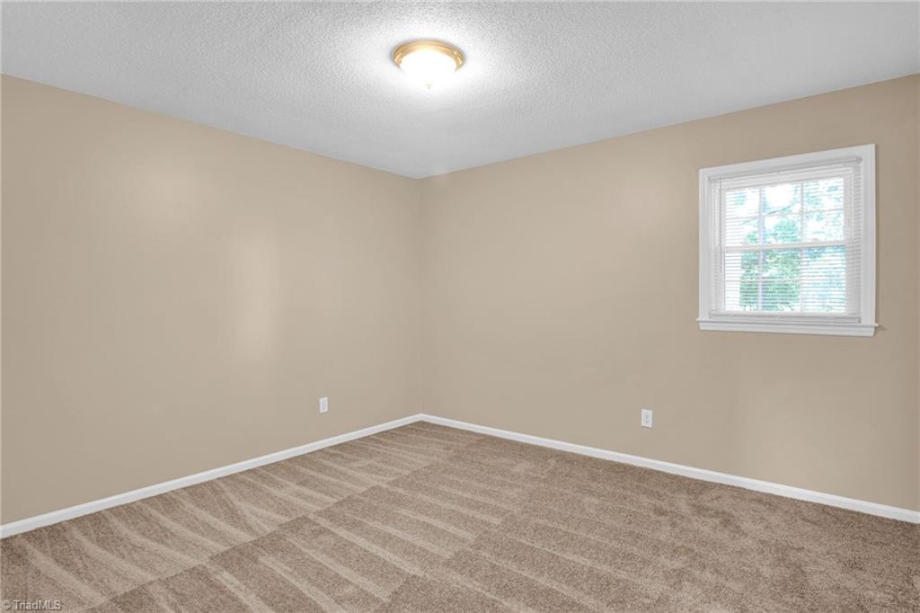 224 Northpoint Avenue, Unit C High Point, NC 27262 - Photo 12 of 16