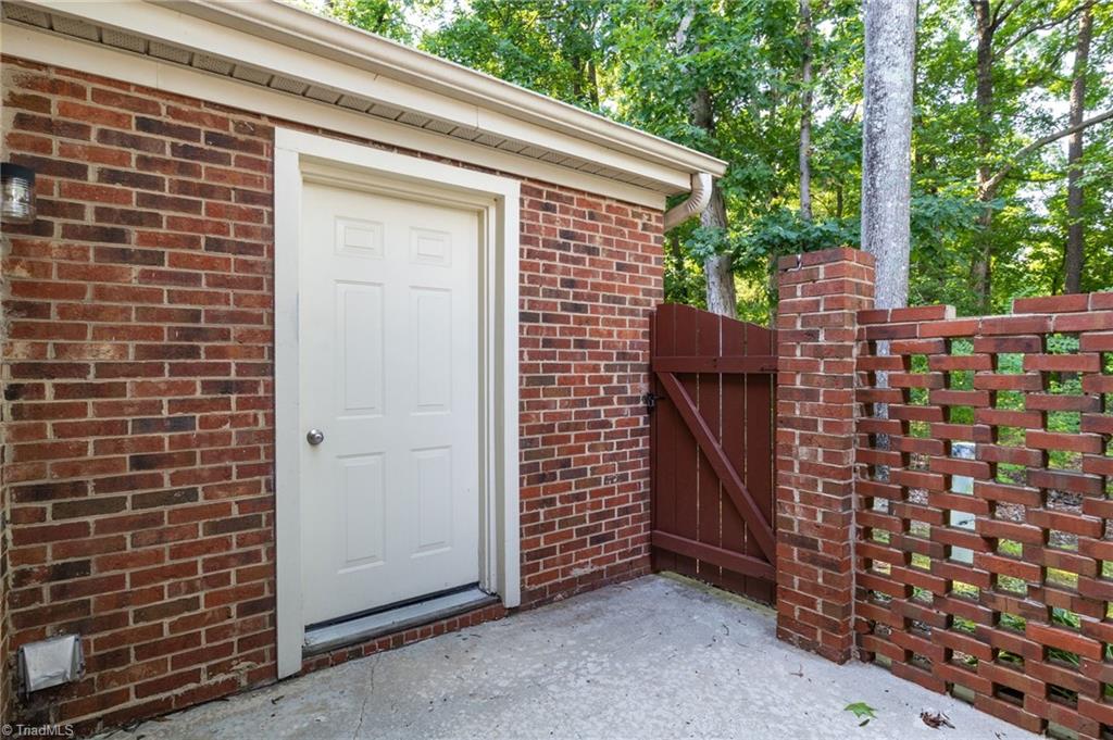 224 Northpoint Avenue, Unit C High Point, NC 27262 - Photo 15 of 16