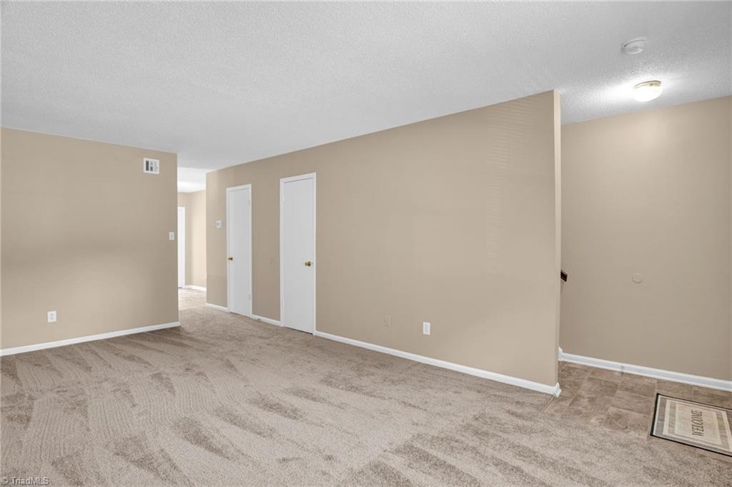 224 Northpoint Avenue, Unit C High Point, NC 27262 - Photo 4 of 16