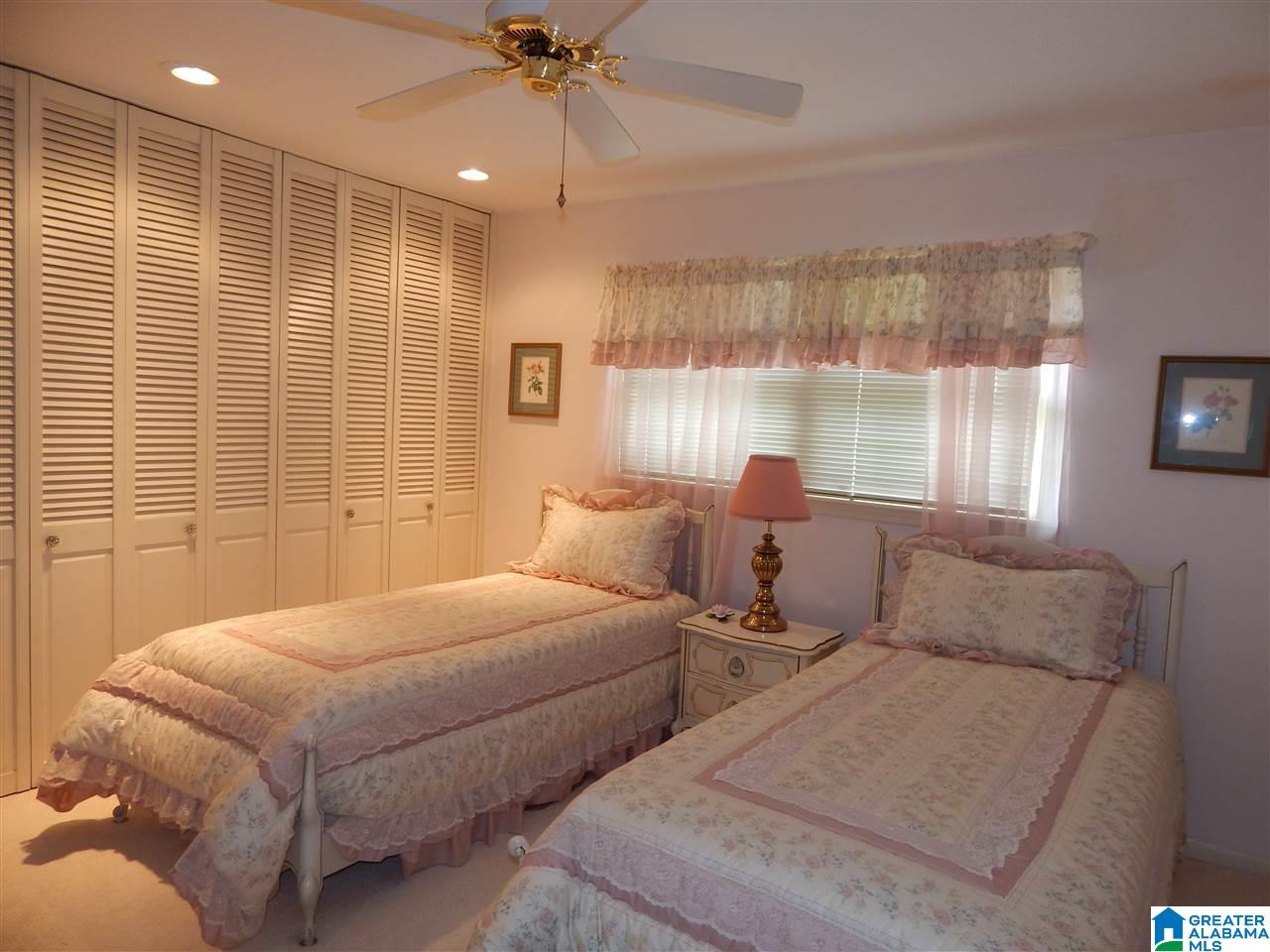 444 2nd Place Pleasant Grove, AL 35127 - Photo 18 of 48