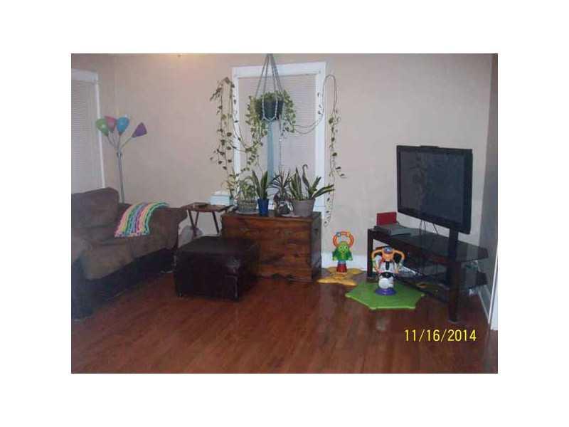 1902 Maple Street Columbus, IN 47201 - Photo 3 of 5 Gallery Image 3